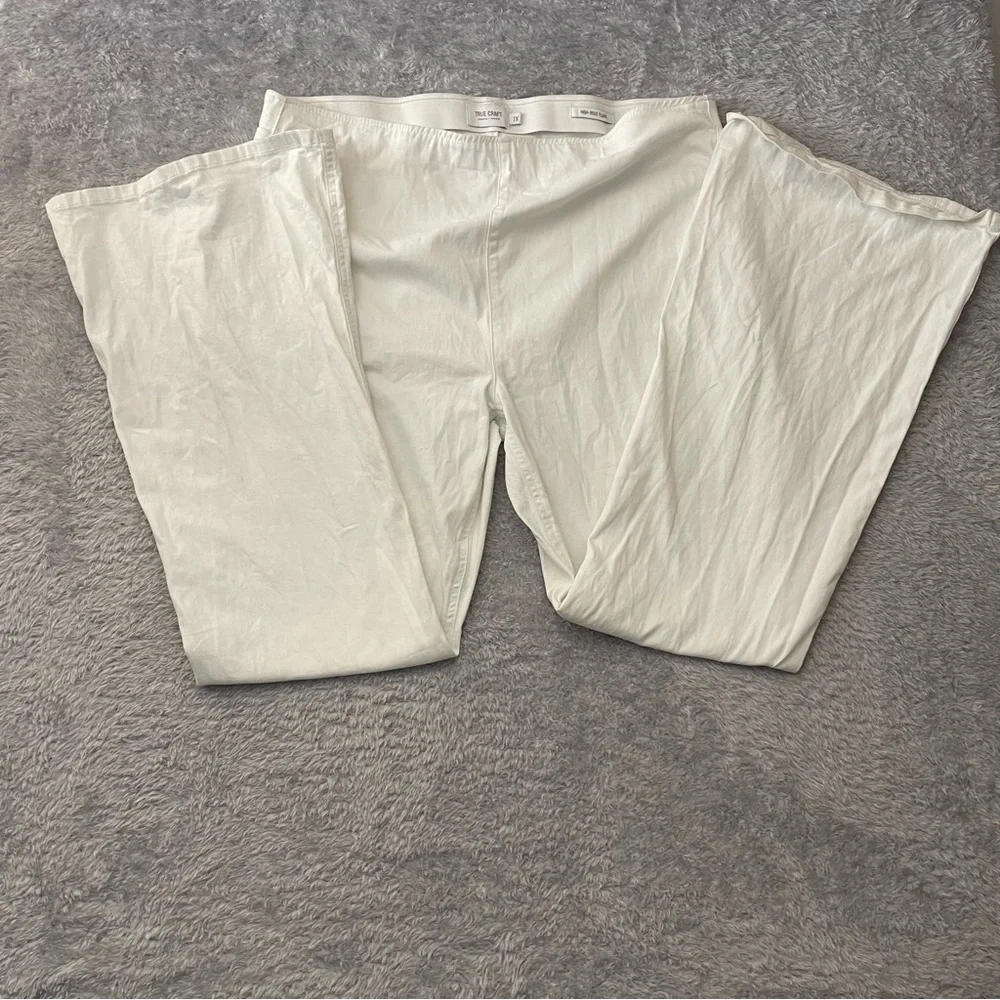 • Title: True Craft White High-Rise Flare Pull-On Jeans - Plus Size 1X - Picture 5 of 7
